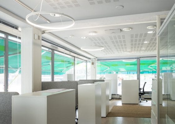 La luz de trabajo en la oficina importa La luz de trabajo en la oficina importa