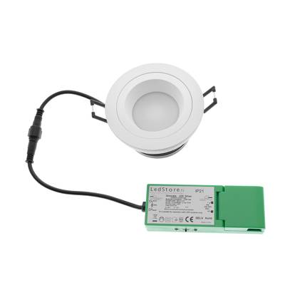 Luminaria LED blanca empotrada con cable negro, controlador LED verde con el texto "LedStore.fi" sobre fondo blanco - Led lighting store.