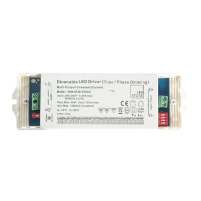 Imagen de un controlador LED rectangular regulable con varios componentes electrónicos y especificaciones impresas en un elegante estuche blanco.