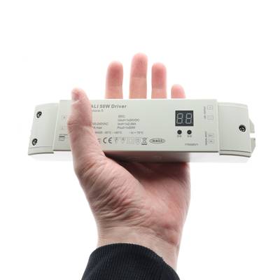 Controlador manual DALI blanco rectangular de 50W con pantalla digital, controlador LED para sistemas de iluminación.