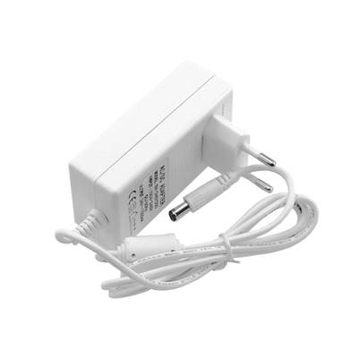 Luminaria LED blanca con fuente de alimentación, enchufe de dos clavijas, par trenzado con conector LED, fondo plano