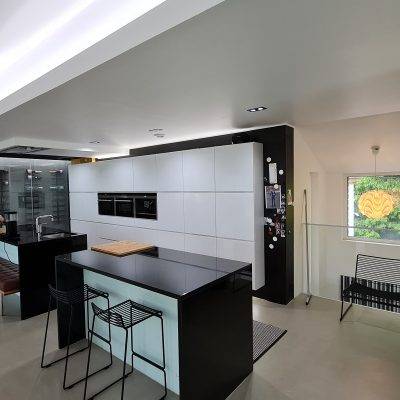 Casa minimalista en Vantaa - Cambios en el camino