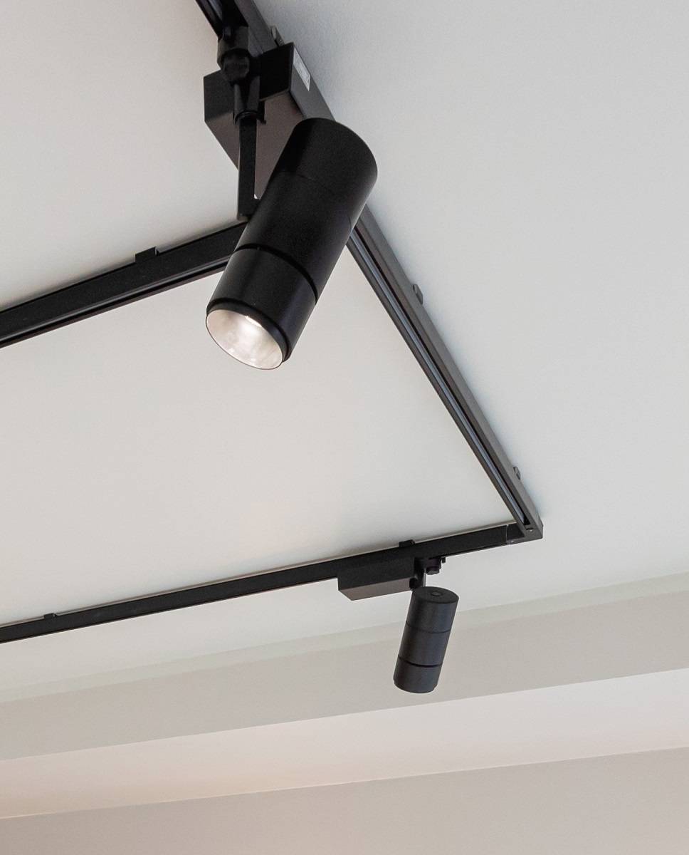 Gracias a la fuente de luz incorporada, los spots no deslumbran en absoluto LedStore.fi