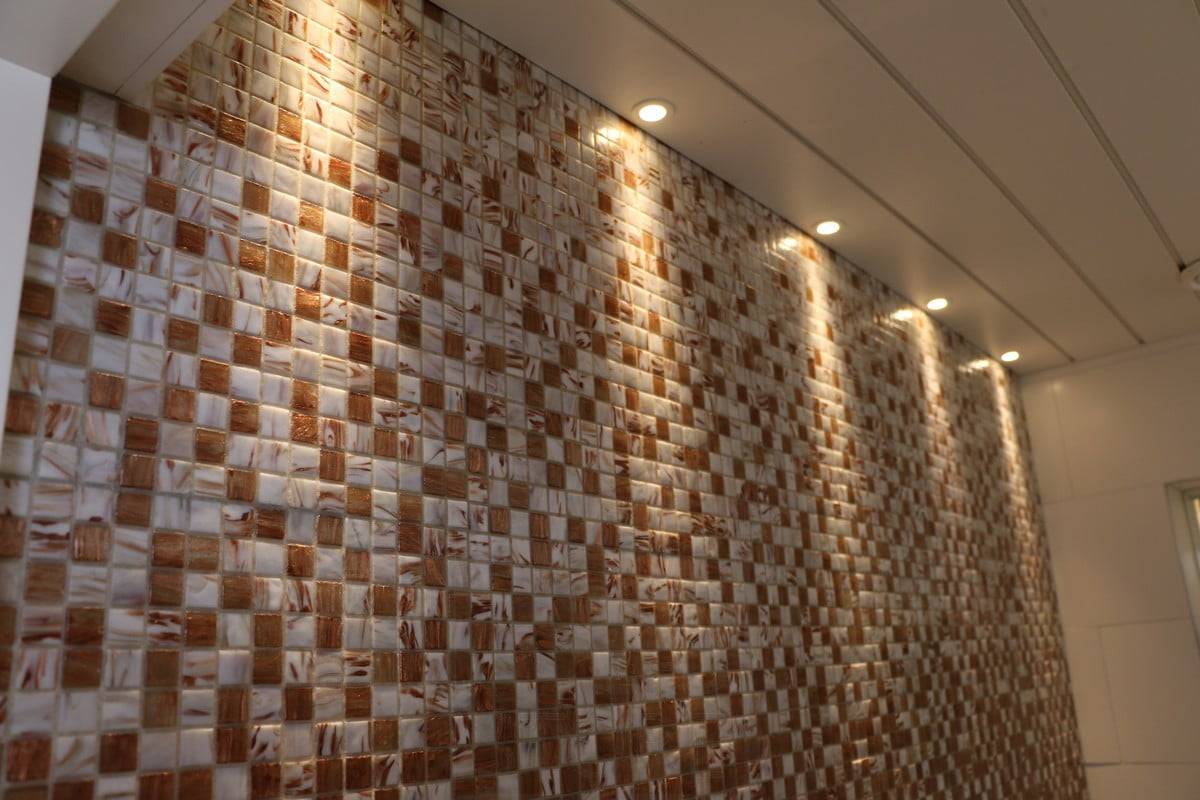 Feria de la vivienda 2015: juego de luces led junto a la pared. Ledstore.fi