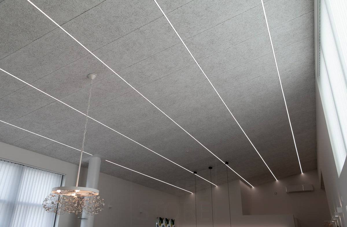 Feria de la Vivienda 2018: estrecho perfil enrasado instalado entre los paneles acústicos del Konto. Ledstore.fi
