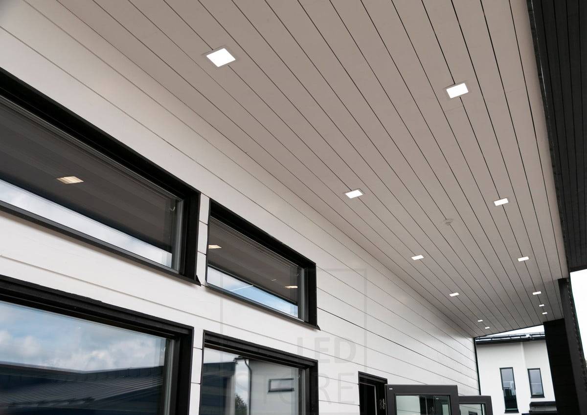 Feria de la Vivienda 2018: paneles led 200x200 en la terraza. Ledstore.fi