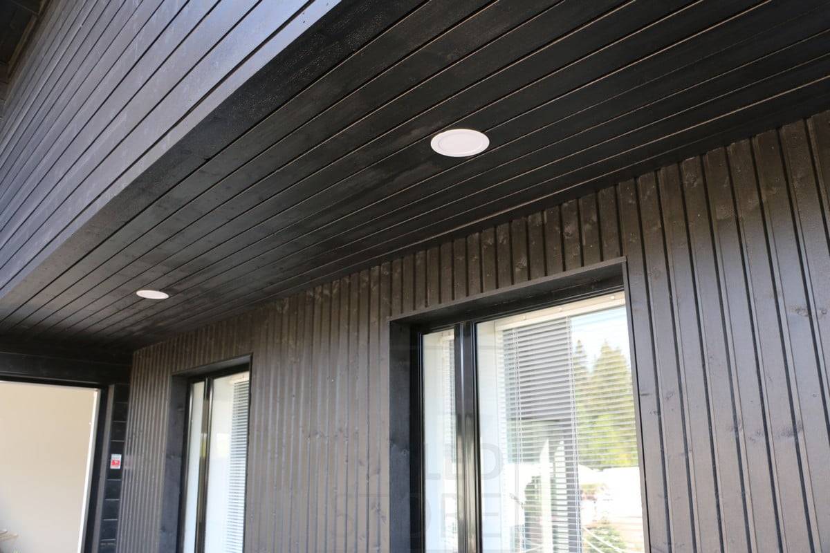 Feria de la vivienda 2019: plafón led de 160mm en el alero. Ledstore.fi