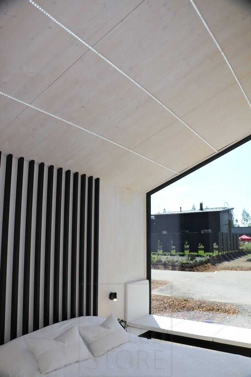 Feria de la Vivienda 2019: Tira led acanalada en el techo. Ledstore.fi
