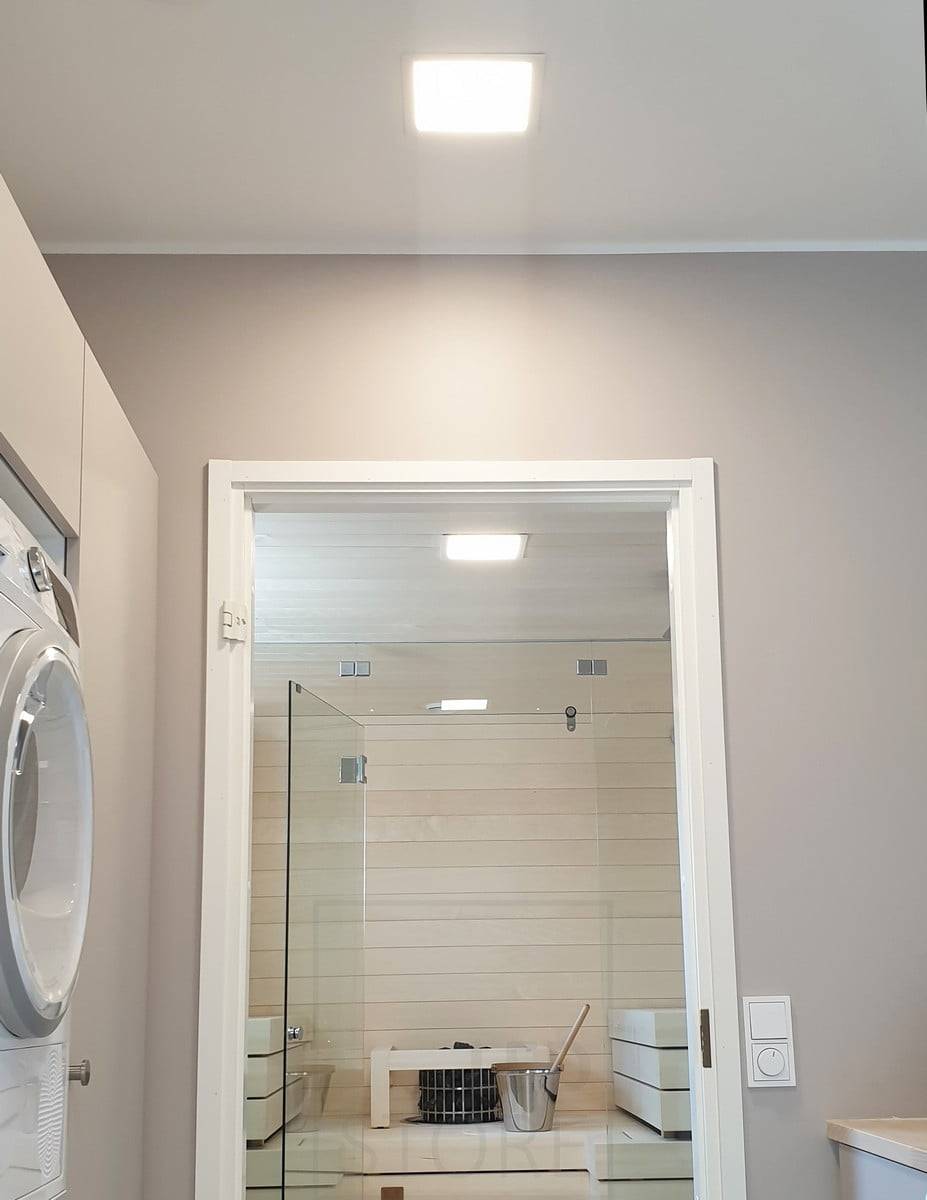 Feria de la Vivienda 2020: panel led 200x200 en el techo. Ledstore.fi