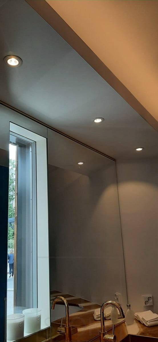 Feria de la Vivienda 2021: Focos empotrados sobre la ventana. Ledstore.fi