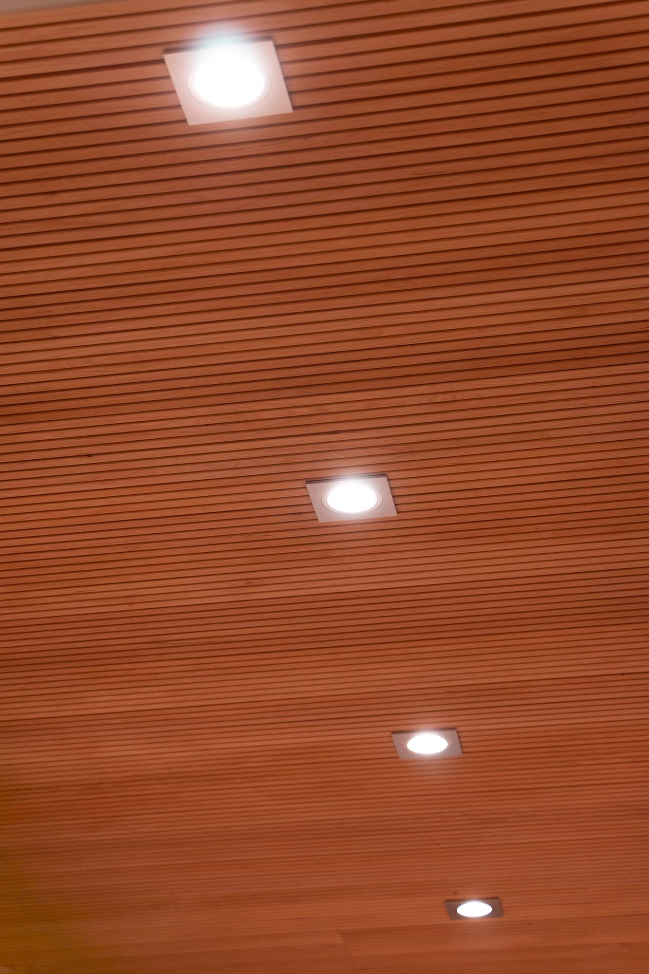 Foco fijo Kantti para iluminar el techo de tiras. Ledstore.fi