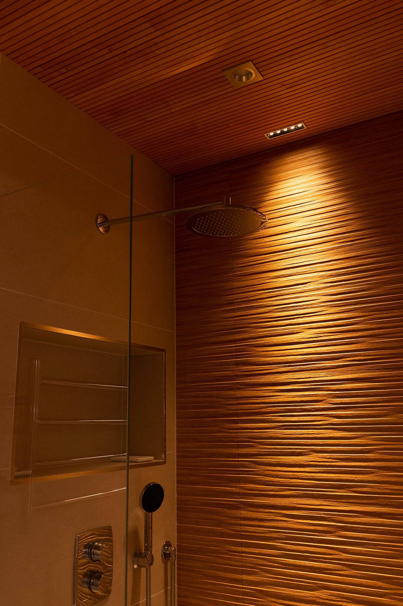Foco de pared para ducha LINJA 5 spot, LedStore.fi