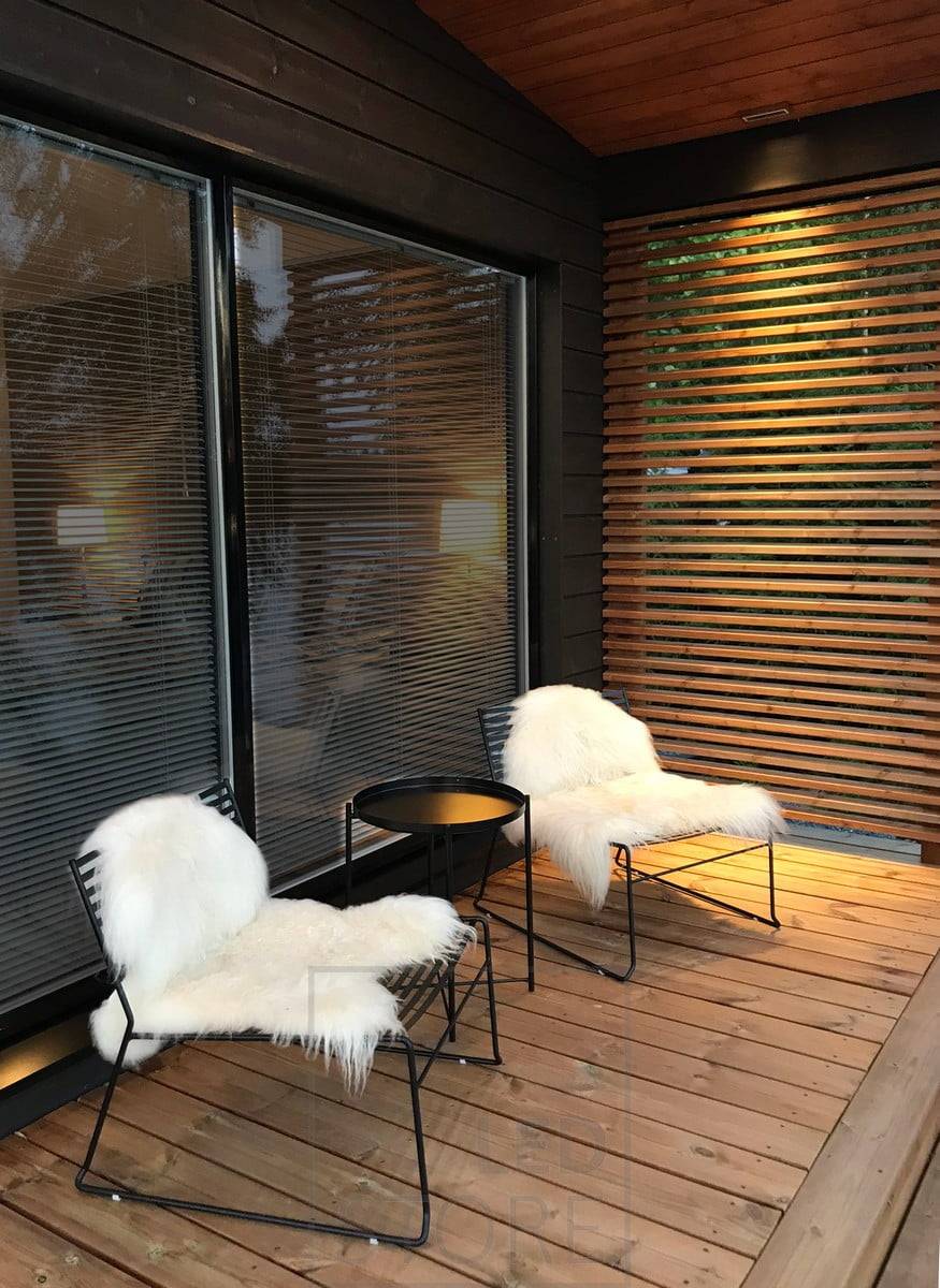Foco Led LINJA 5 para resaltar el borde. La luz del foco tiene un ángulo muy estrecho, por lo que es ideal para la iluminación de acento. Ledstore.fi