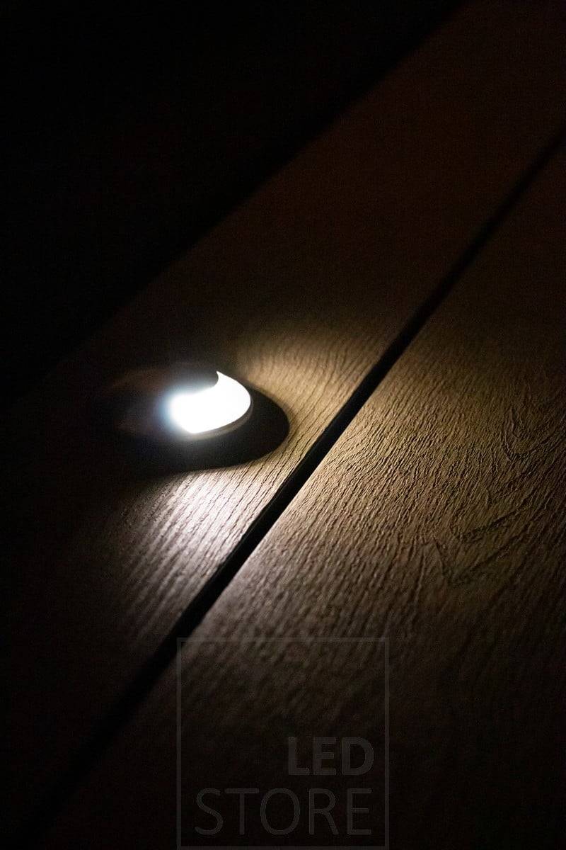 El foco unidireccional es una luminaria atmosférica de luz suave. Ledstore.fi