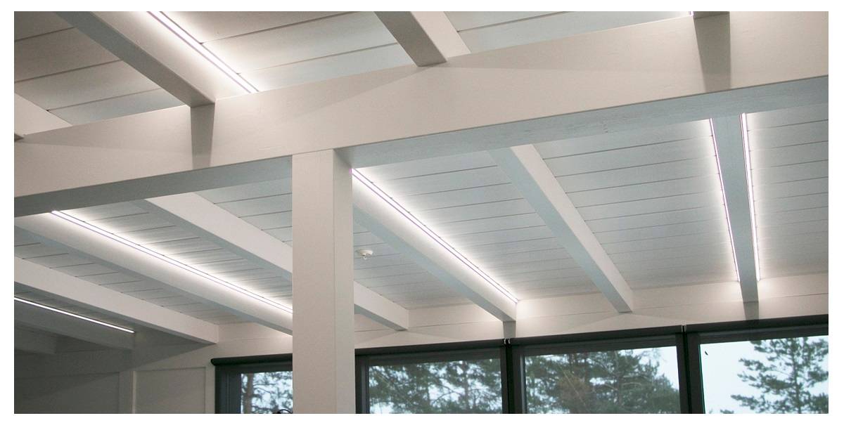 10 consejos para la iluminación del salón Tira de leds en la viga del techo Escala LedStore.fi