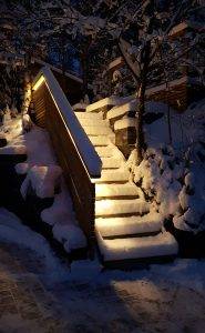 Iluminación exterior en las escaleras