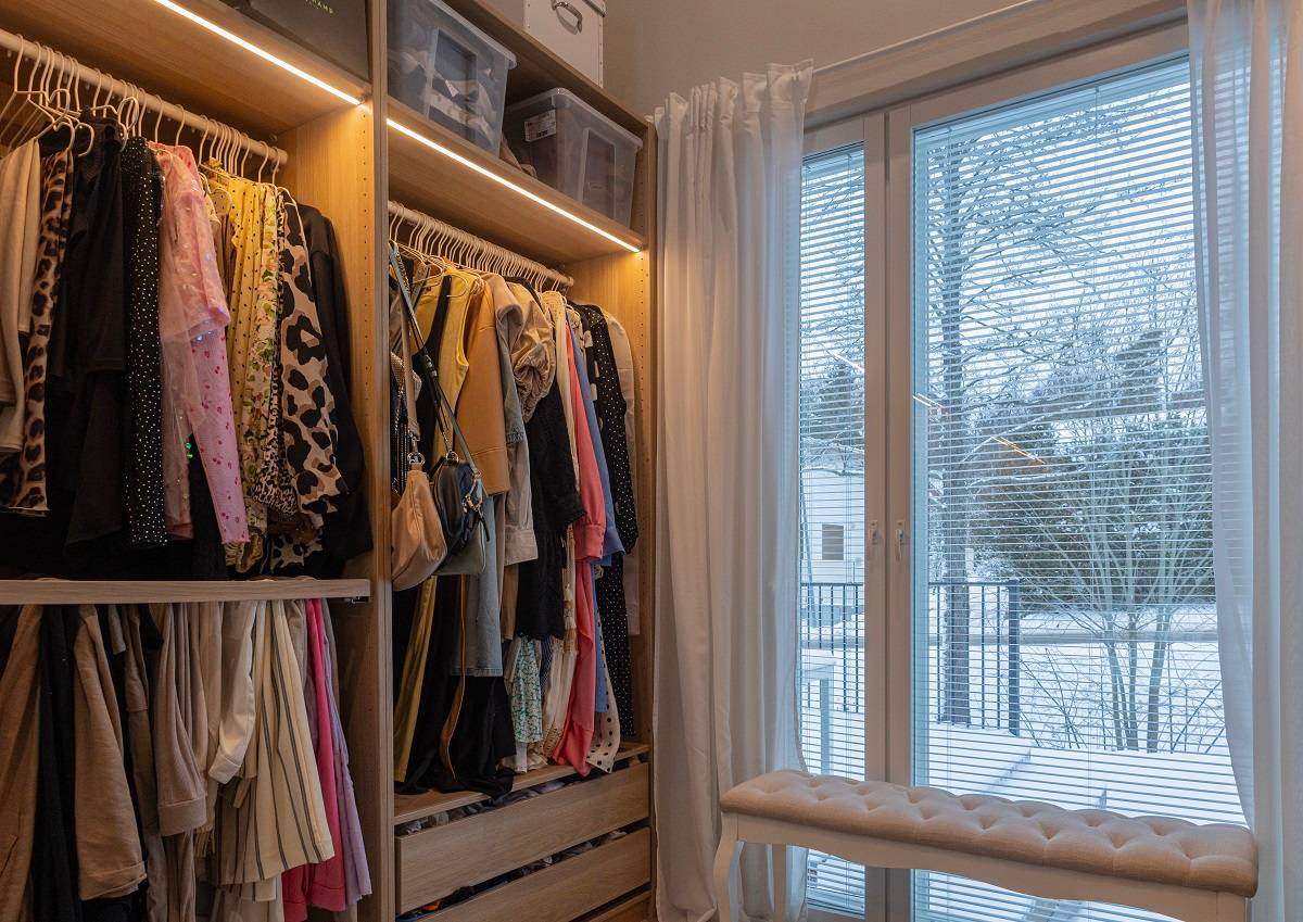 Referencias Ladrillos en la roca iluminación del vestuario
